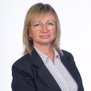 Алена Светлакова