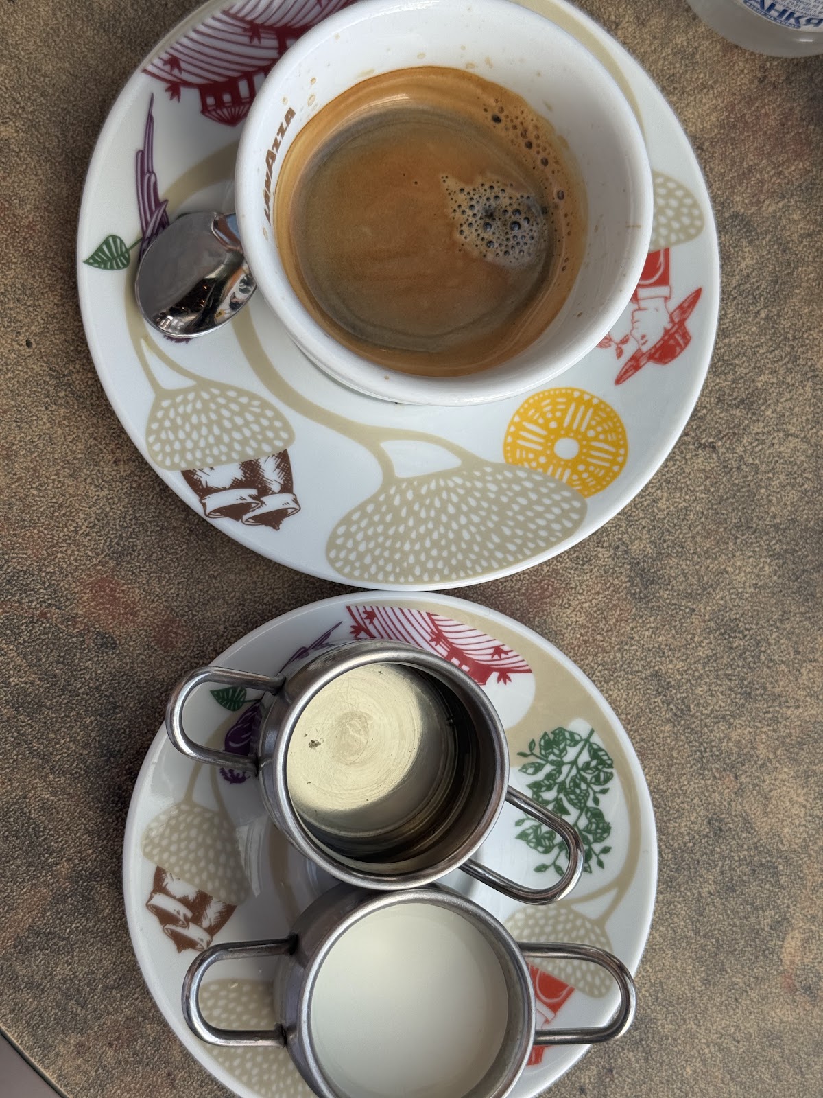 JARO lemonades & coffee