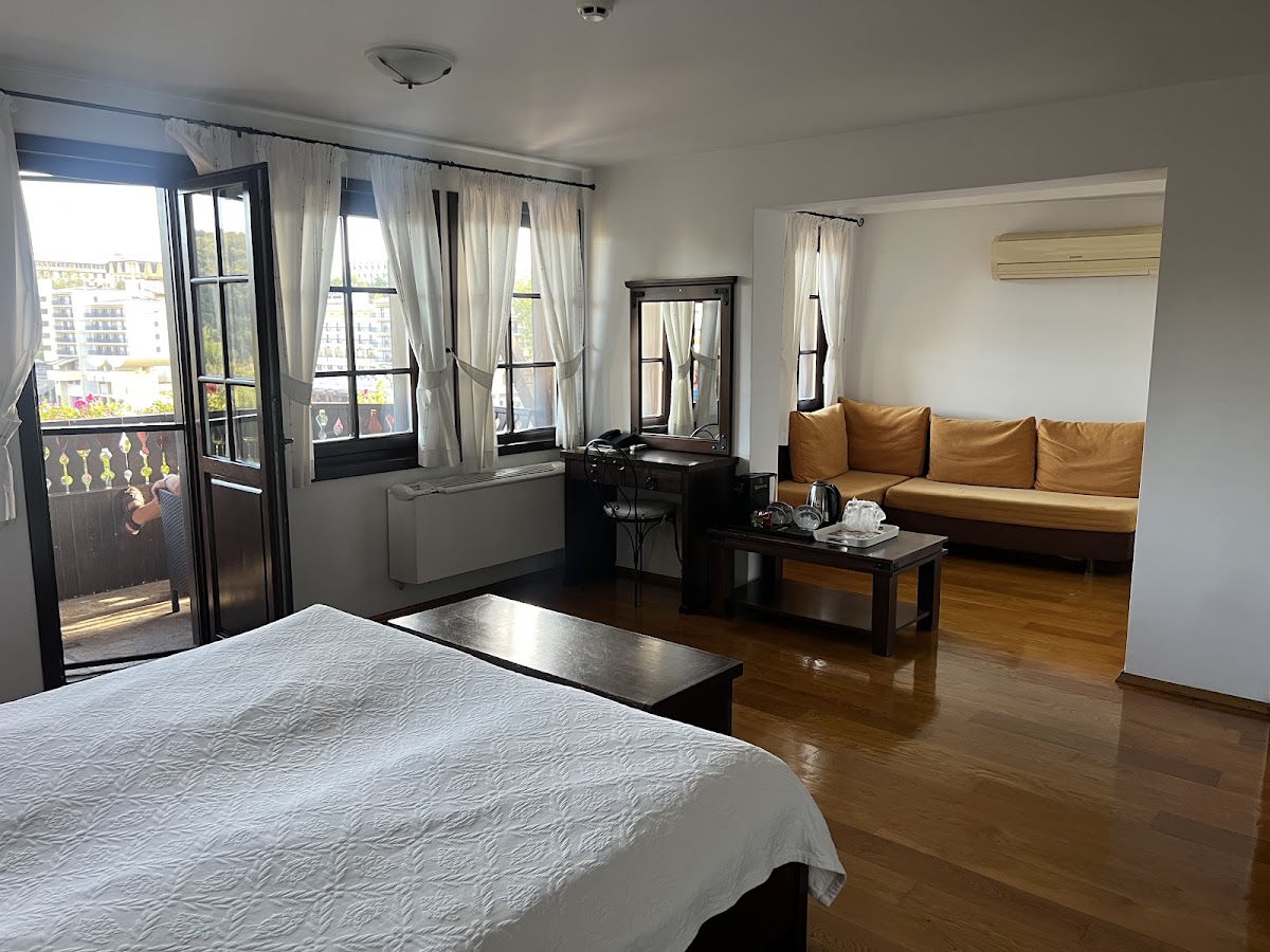 Gurko Hotel and Tavern