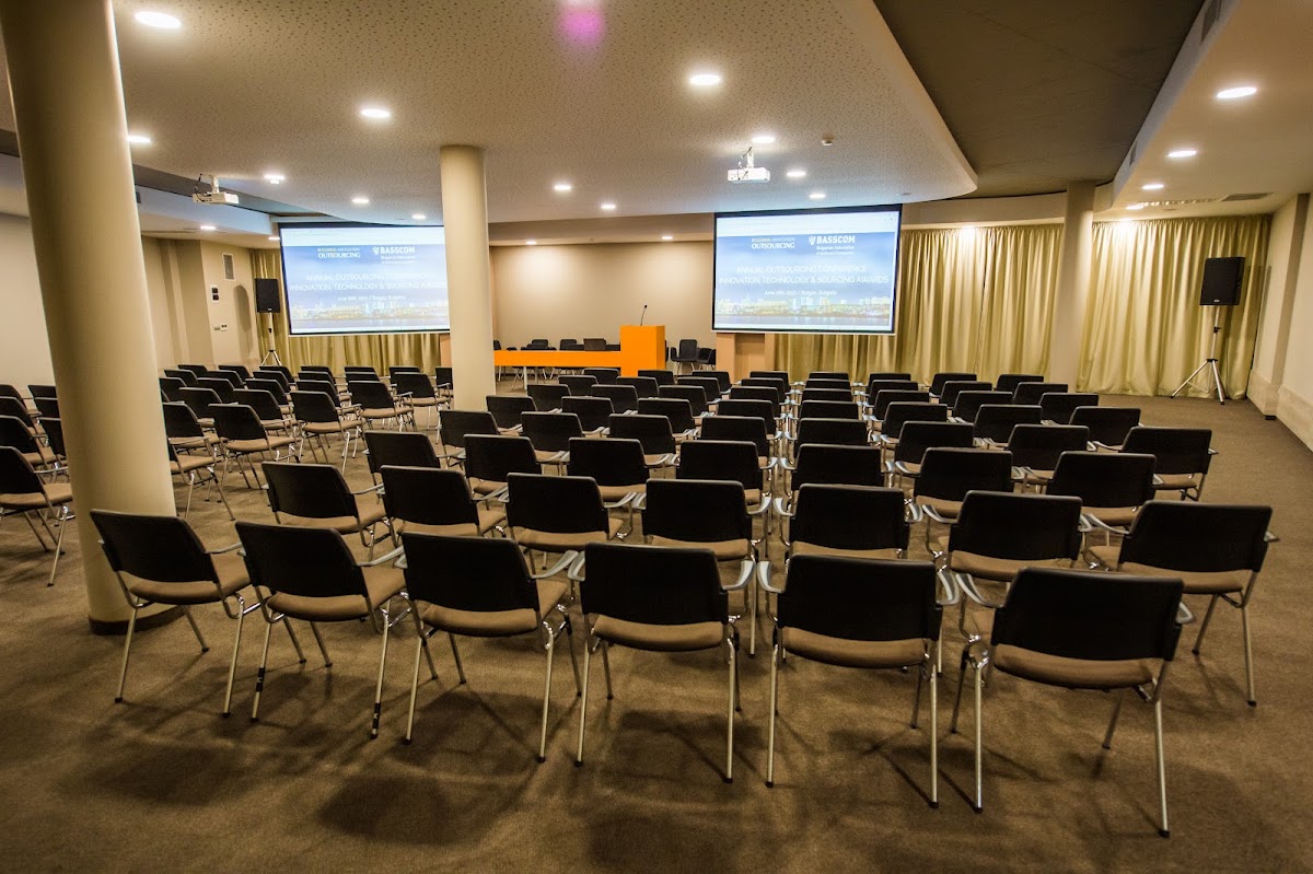 Smart Business Center / Смарт център