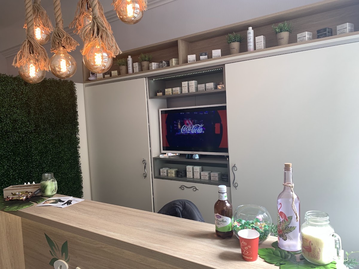 Savana Esthetic Center - Лазерна епилация | Отслабващи и подмладяващи процедури