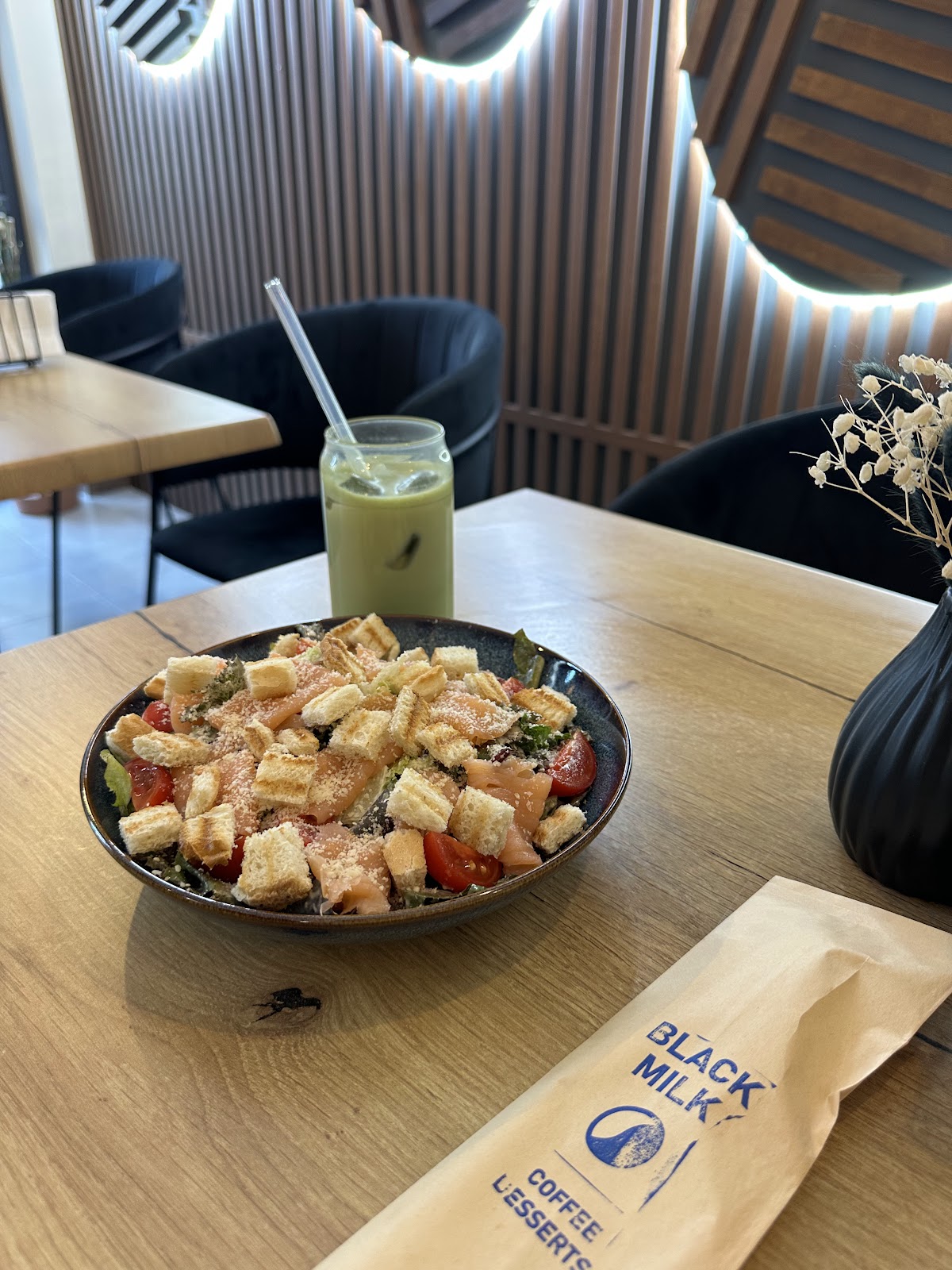 BLACK MILK CAFE