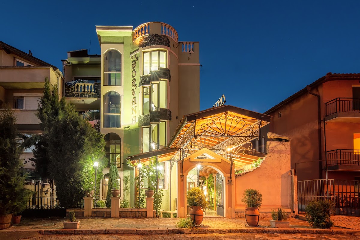 Boryana Hotel