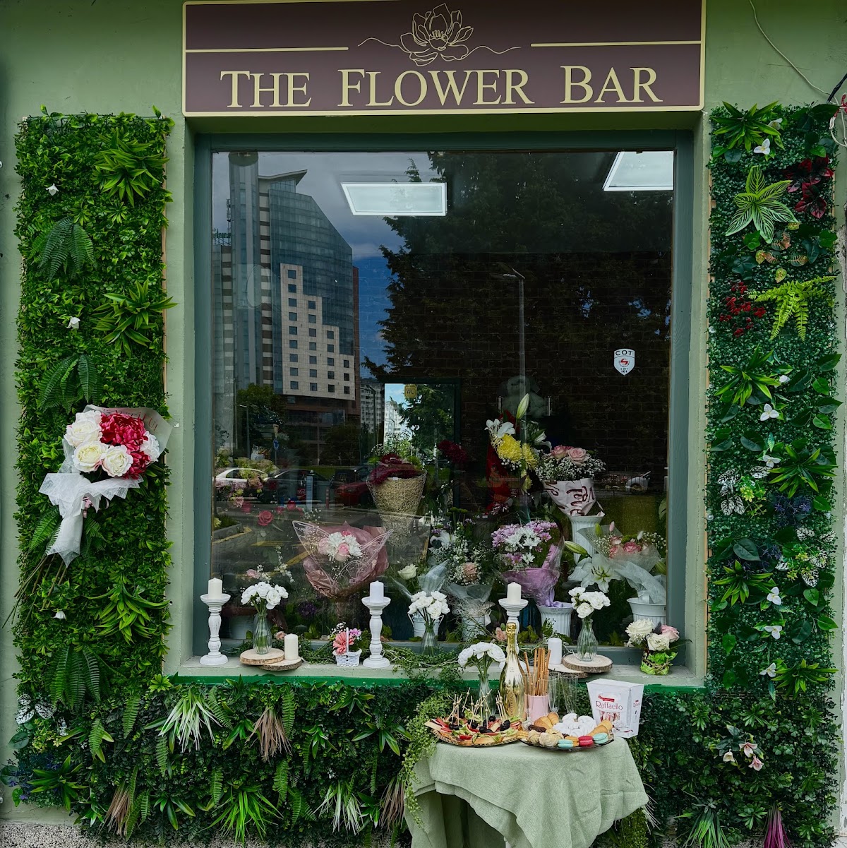 The Flower Bar Burgas Цветарница