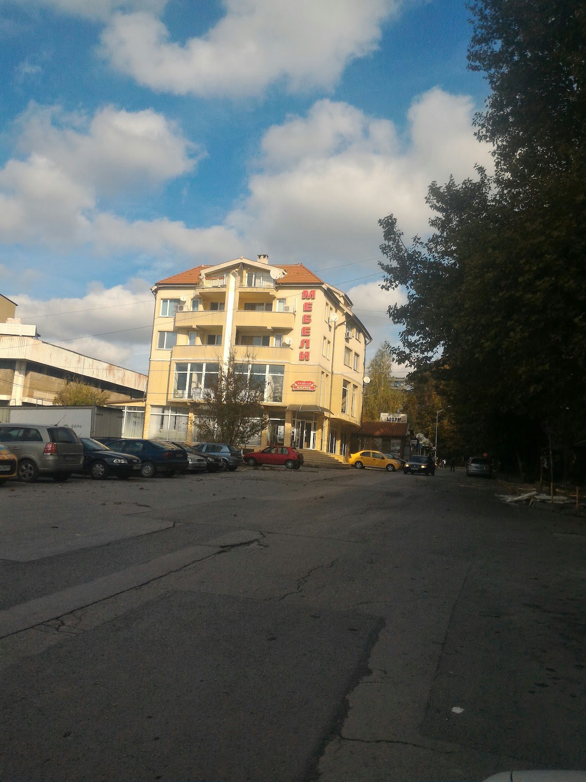 Щори Варна