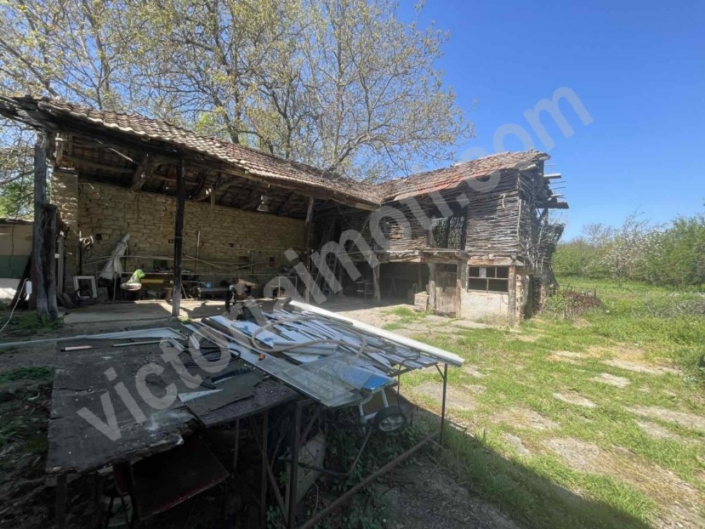 Üç Artı Bir Daire satılık Veliko Tarnovo oblast S.vetrintsi