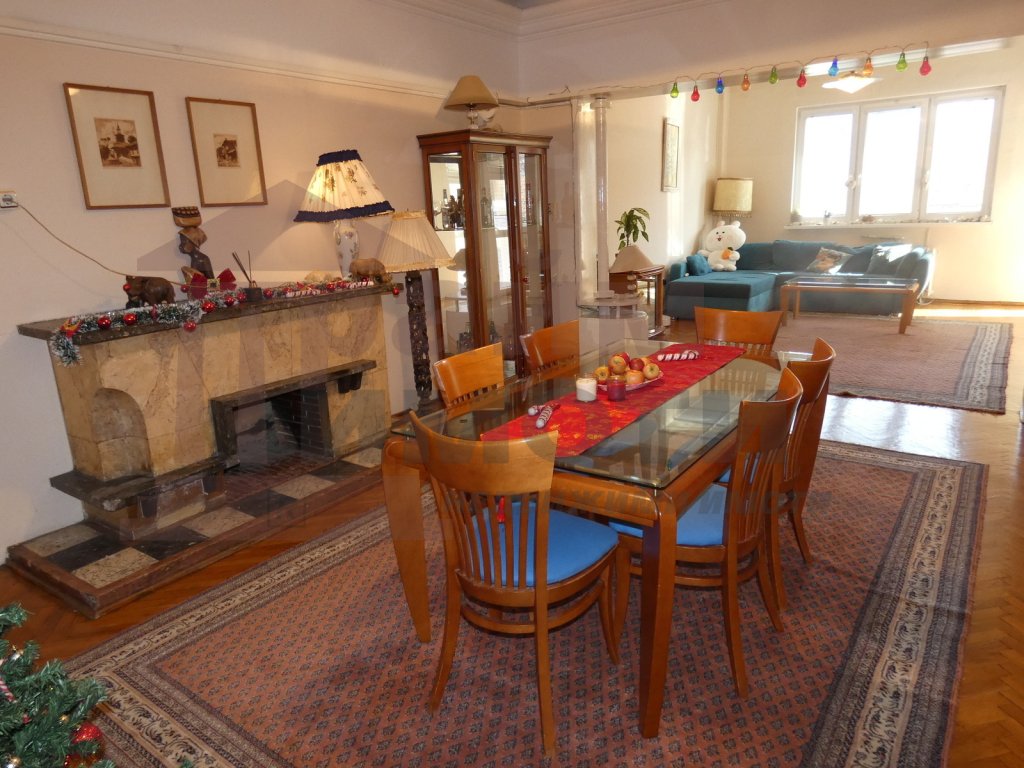 Dört Artı Bir Daire satılık Sofia Tsentar