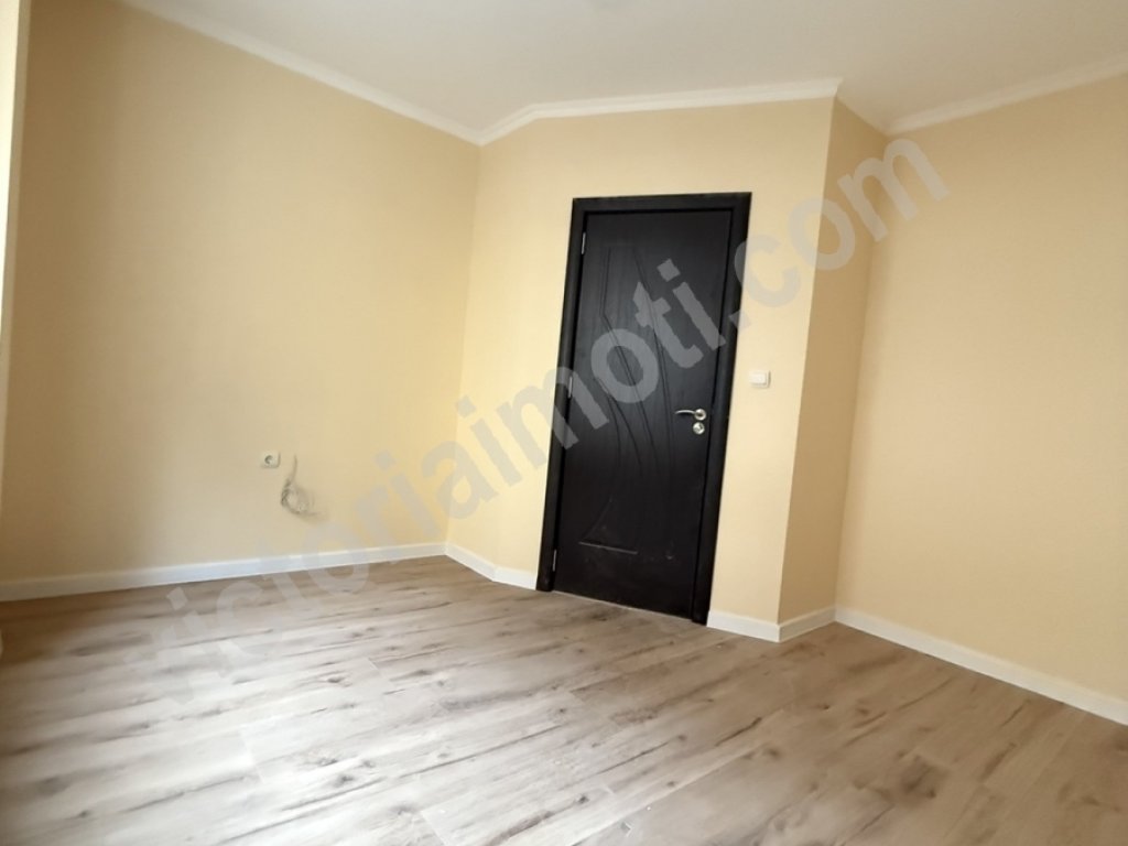 İki Artı Bir Daire satılık Veliko Tarnovo Zona B
