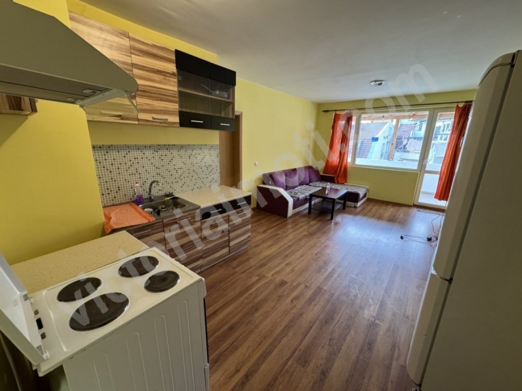 İki Artı Bir Daire satılık Veliko Tarnovo Kartala