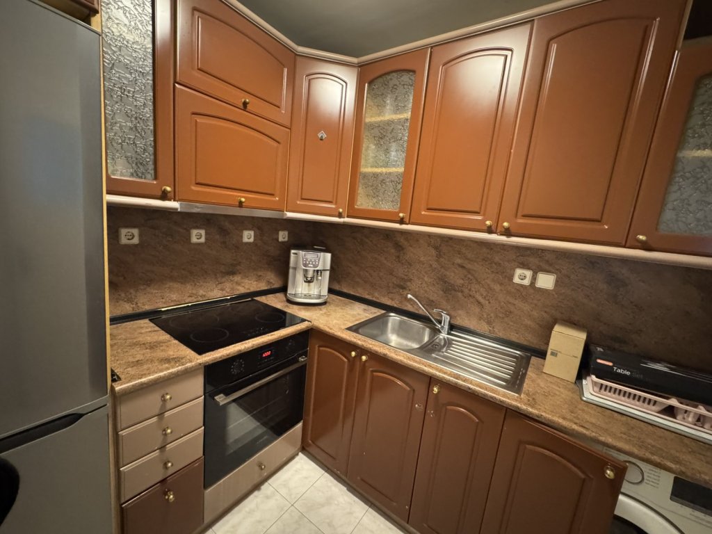 İki Artı Bir Daire satılık Sofia Belite Brezi