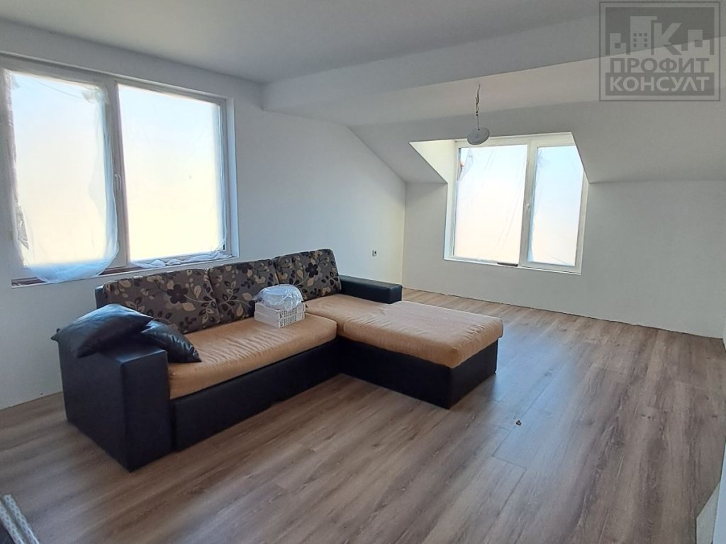 İki Artı Bir Daire satılık Veliko Tarnovo Tsentar