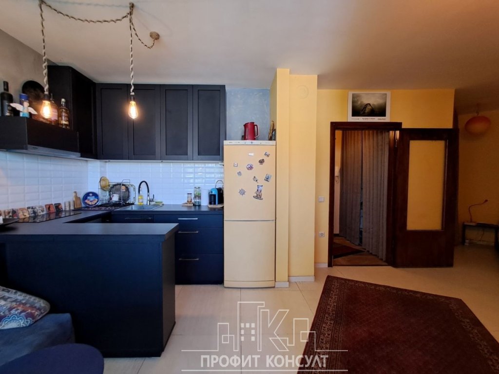 Bir Artı Sıfır Daire satılık Veliko Tarnovo Kartala