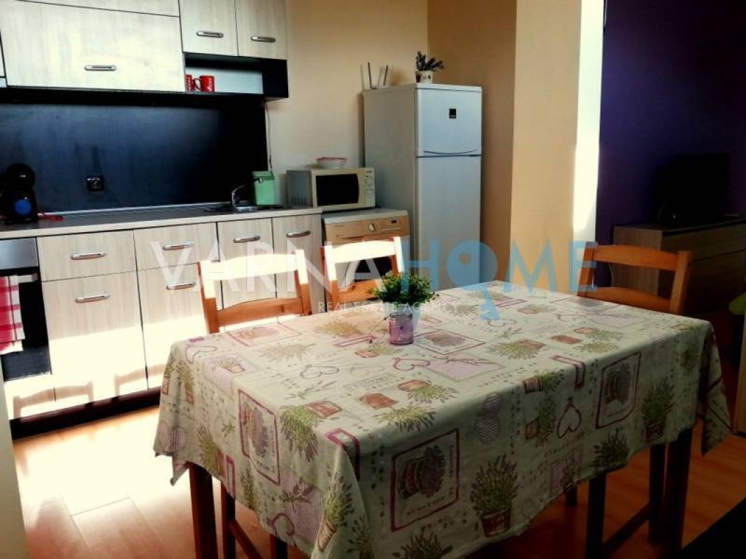 Bir Artı Sıfır Daire satılık Varna oblast M-t Alen Mak