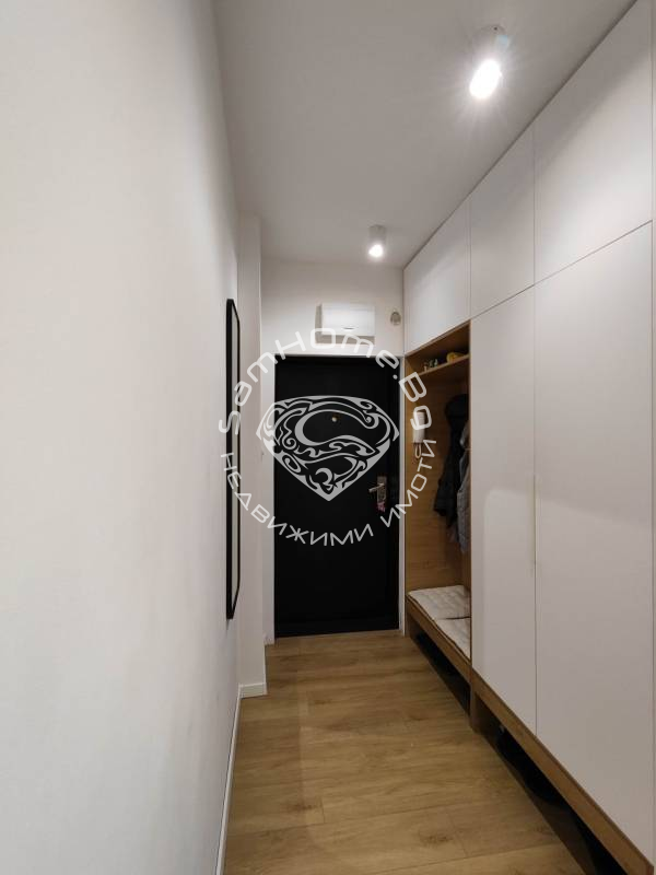 Üç Artı Bir Daire satılık Varna Tsentar