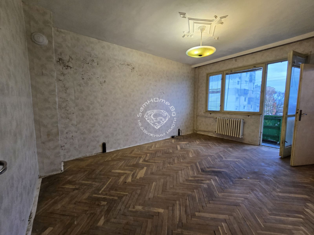 Üç Artı Bir Daire satılık Varna Mladost 1