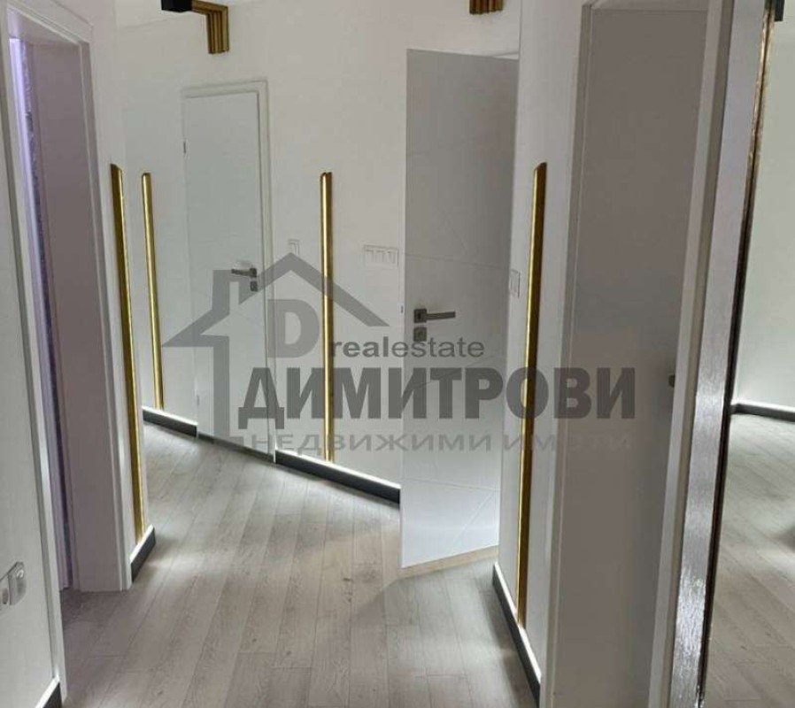 Üç Artı Bir Daire satılık Varna Briz
