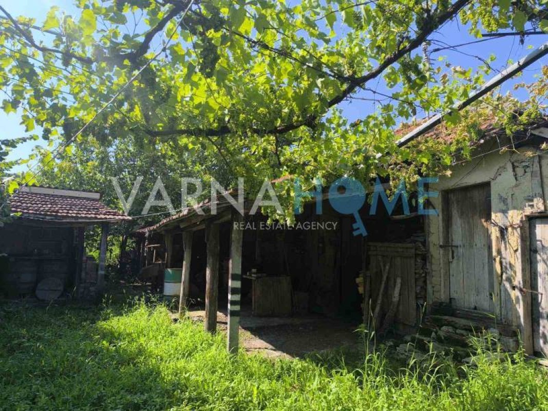 Къща за продажба Варна област с.Горен Чифлик