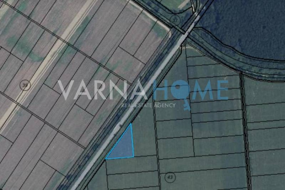 Земя за продажба Варна област с.Старо Оряхово