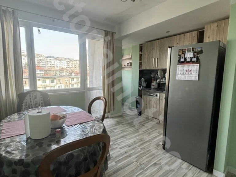Bir Artı Sıfır Daire satılık Veliko Tarnovo Shirok Tsentar