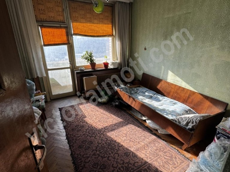 Тристаен апартамент за продажба Велико Търново Широк център - Photo 6