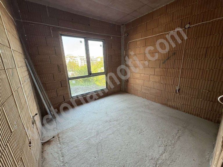 Тристаен апартамент за продажба Велико Търново Бузлуджа - Photo 2