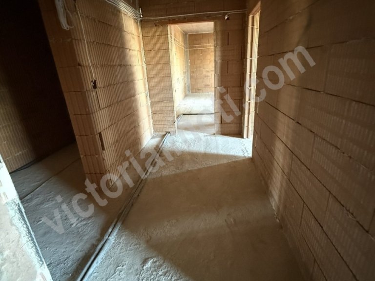 Тристаен апартамент за продажба Велико Търново Бузлуджа - Photo 4