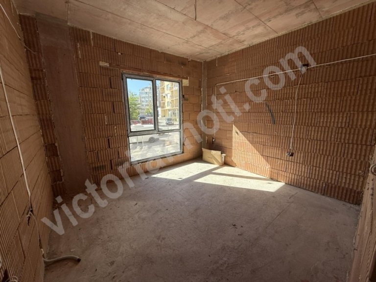 Тристаен апартамент за продажба Велико Търново Бузлуджа - Photo 4