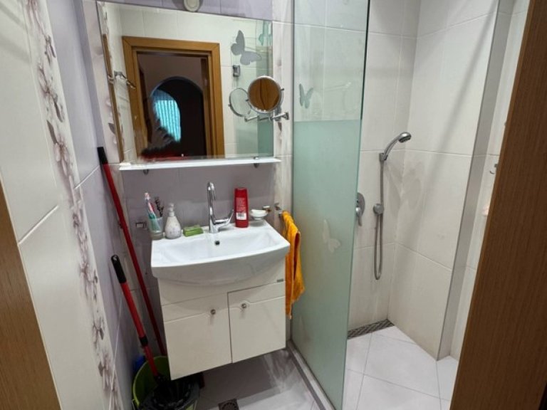Тристаен апартамент дава под наем София Гео Милев - Photo 7