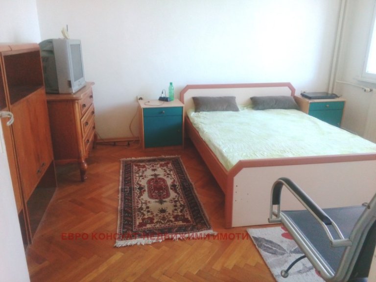 Двустаен апартамент дава под наем София Стрелбище - Photo 4