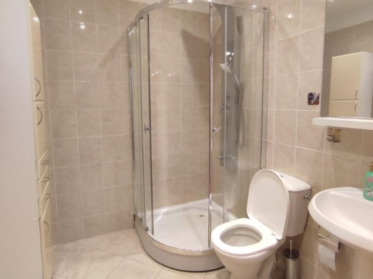 Двустаен апартамент дава под наем София Дианабад - Photo 7