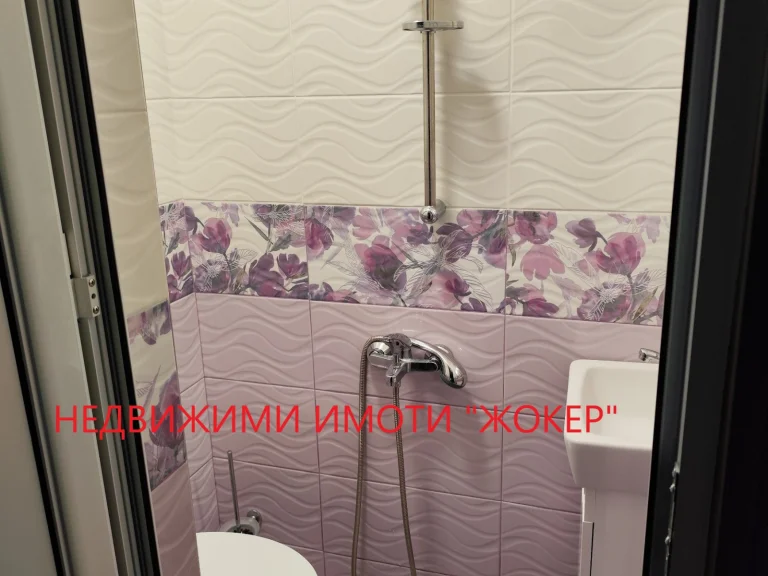 Тристаен апартамент за продажба Велико Търново Колю Фичето