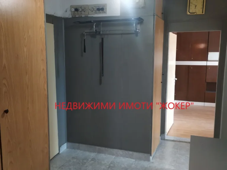 Тристаен апартамент за продажба Велико Търново Колю Фичето
