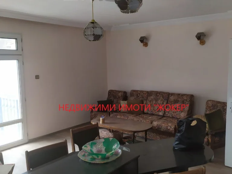 Тристаен апартамент за продажба Велико Търново област с.Вонеща Вода