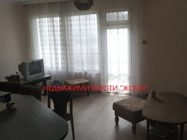 Тристаен апартамент за продажба Велико Търново област с.Вонеща Вода