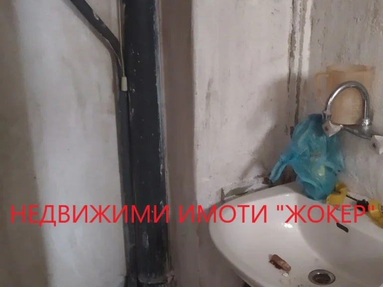 Тристаен апартамент за продажба Велико Търново област с.Вонеща Вода
