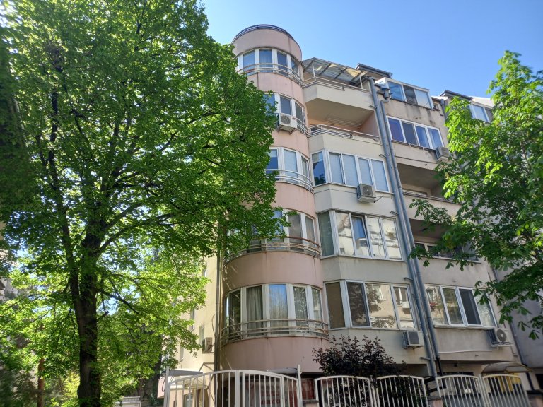 Двустаен апартамент за продажба София Център - Photo 8