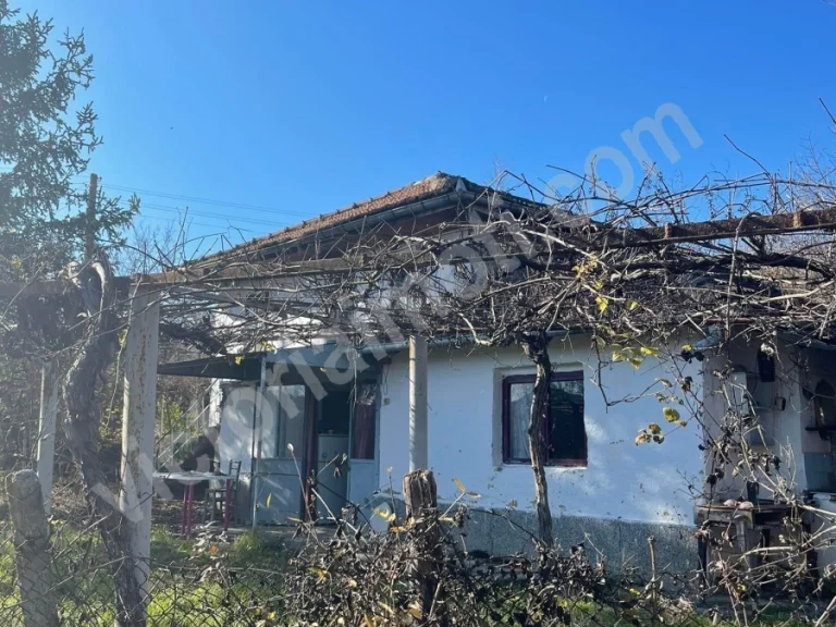Къща за продажба Велико Търново област с.Родина