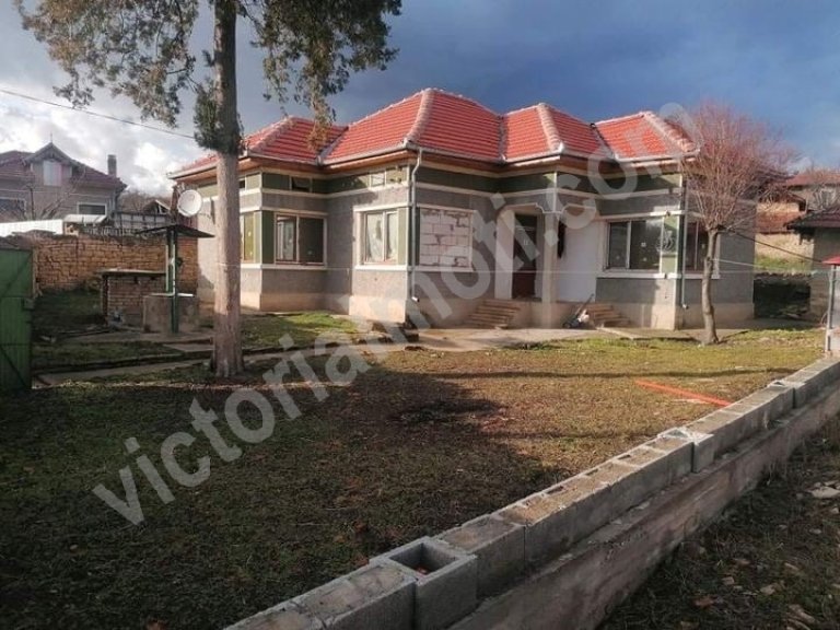 Къща за продажба Велико Търново област с.Куцина