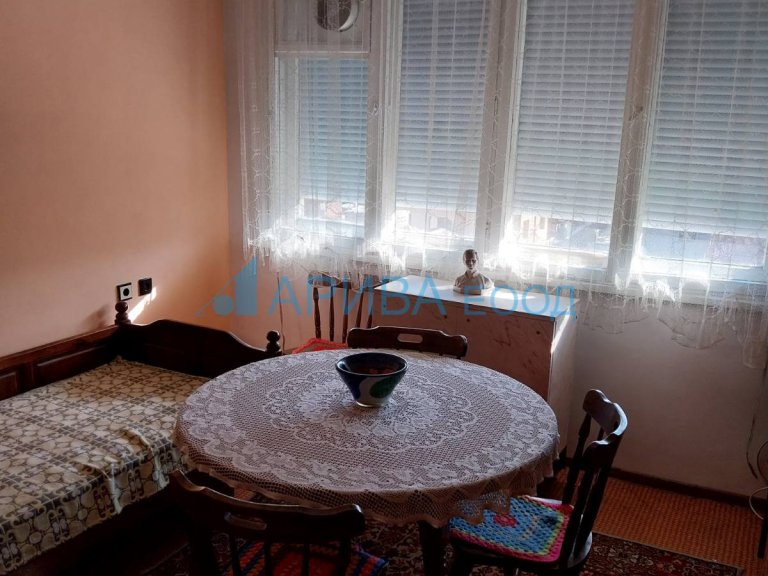 Three Room Apartment for sale Haskovo Tsentar - Photo 8