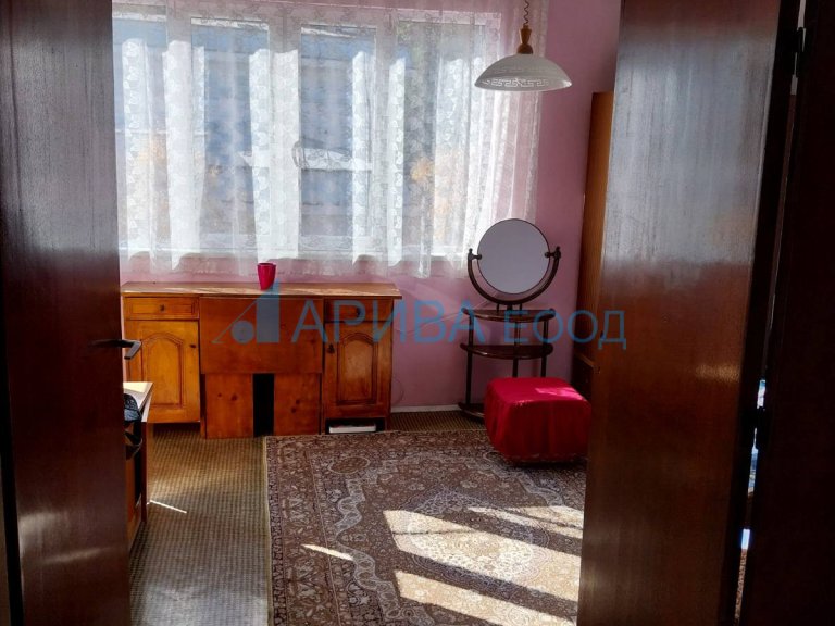 Three Room Apartment for sale Haskovo Tsentar - Photo 9