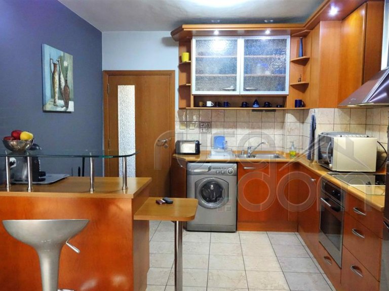 Тристаен апартамент за продажба Русе Възраждане - Photo 6