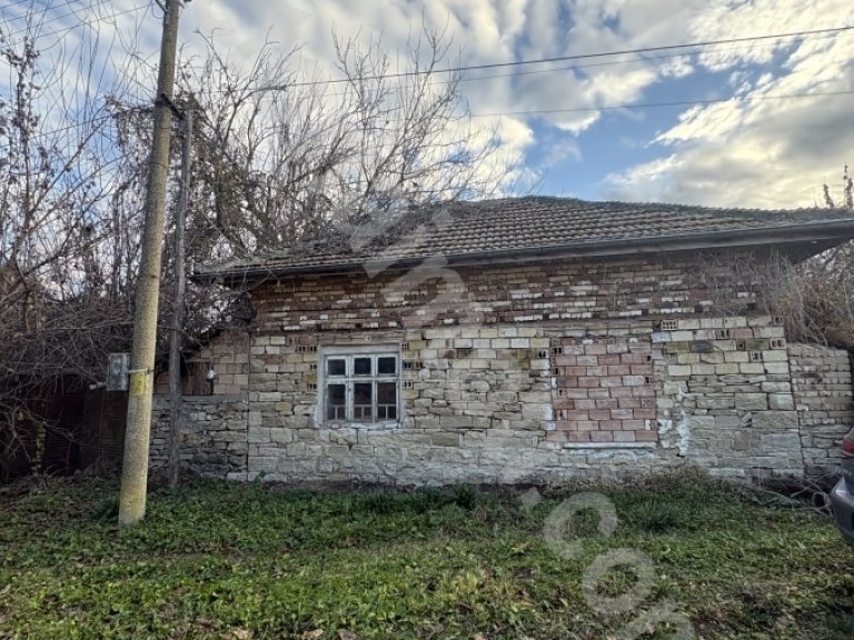Къща за продажба Велико Търново област с.Обединение