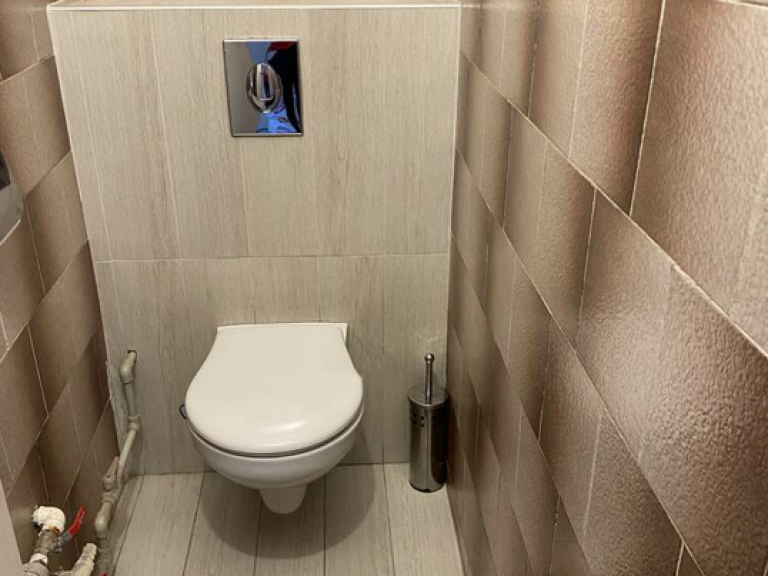 Тристаен апартамент дава под наем София Слатина - Photo 9