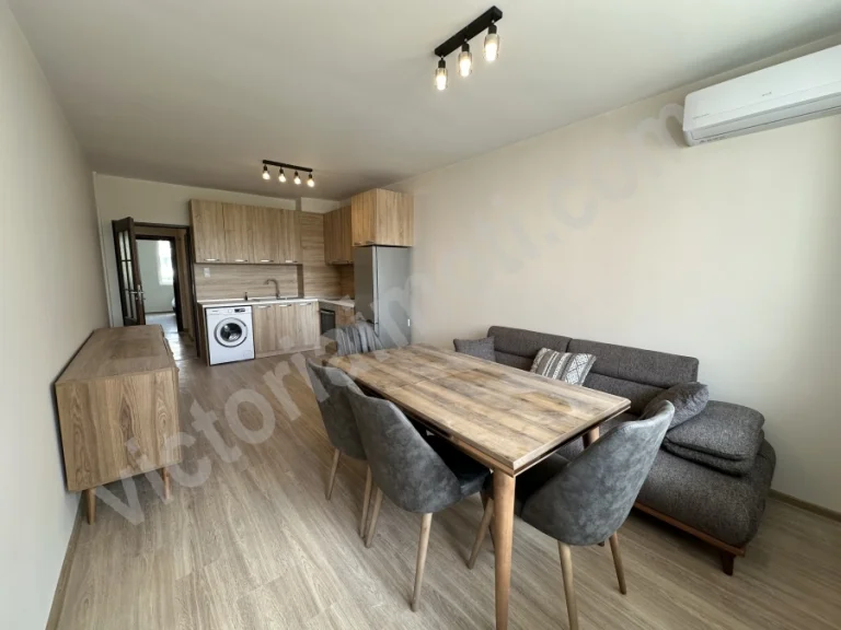 Тристаен апартамент за продажба Велико Търново Колю Фичето