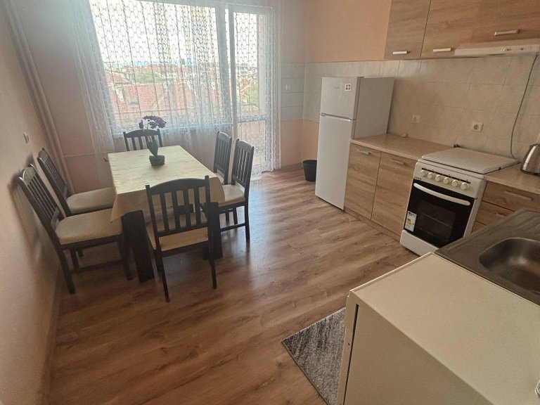 Тристаен апартамент дава под наем София Крива Река - Photo 2