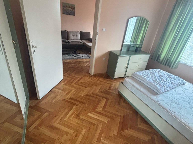 Тристаен апартамент дава под наем София Крива Река - Photo 3