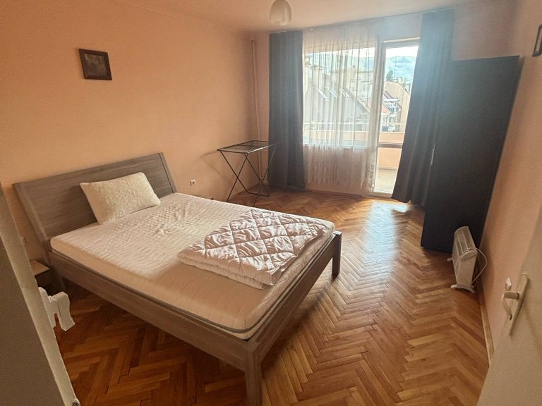 Тристаен апартамент дава под наем София Крива Река - Photo 7