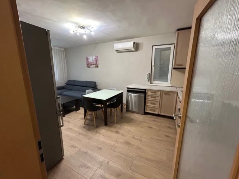 Тристаен апартамент дава под наем София - Photo 8