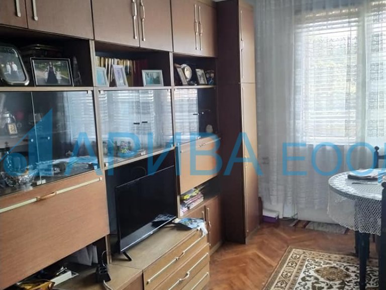Тристаен апартамент за продажба Хасково Център - Photo 4