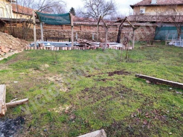 Къща за продажба Велико Търново област с.Дичин